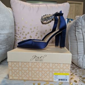 Badgley Mischka Jeweled Blue Satin Pump Size 6